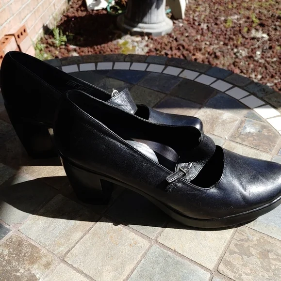 DANSKO BLACK LEATHER MARY JANE SHOES ~ SIZE 12 - Picture 3 of 7